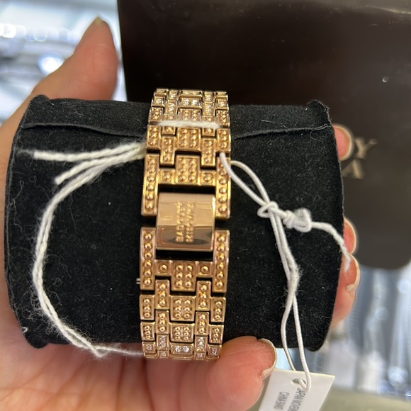 BADGLEY MISCHKA rose gold with Swarovski crystal watch - Picture 7 of 9